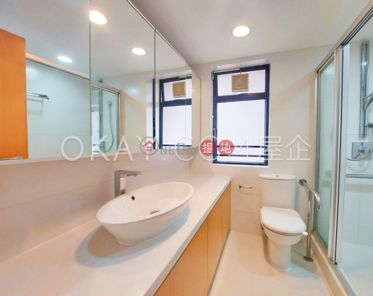 HK$ 110,000/ month, Dynasty Court, Central District, Unique 3 bed on high floor with harbour views & parking | Rental