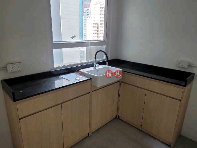 TEL 98755238|灣仔區第一商業大廈(First Commercial Building)出租樓盤 (KEVIN-7209984759)