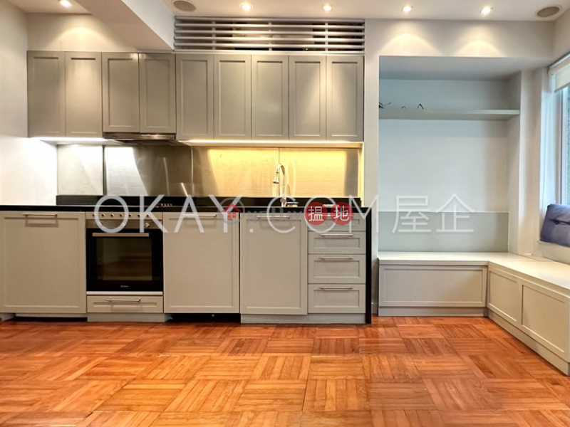 Property Search Hong Kong | OneDay | Residential | Rental Listings | Intimate 1 bedroom in Sheung Wan | Rental