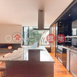 Rare house with parking | Rental