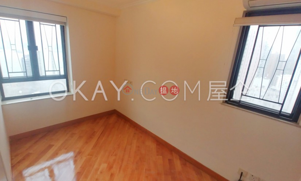 HK$ 26M Ning Yeung Terrace Western District | Lovely 3 bedroom on high floor with harbour views | For Sale