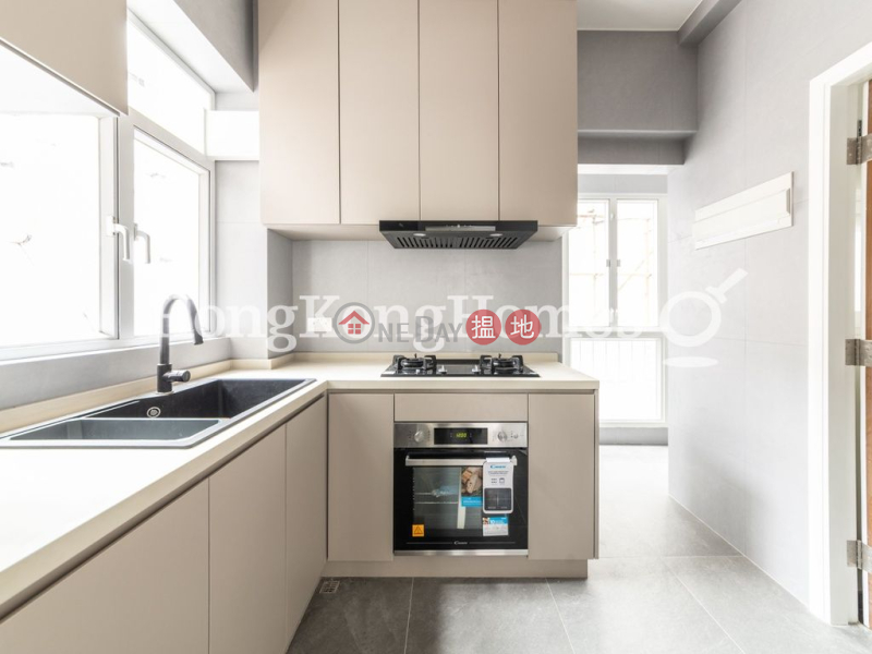 3 Bedroom Family Unit for Rent at Envoy Garden 108 Blue Pool Road | Wan Chai District Hong Kong | Rental | HK$ 57,000/ month