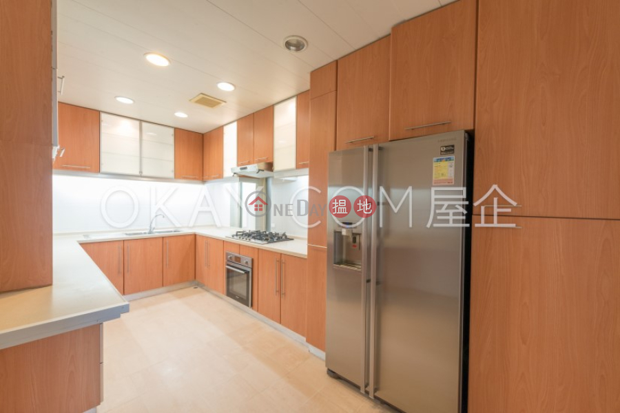 HK$ 135M Mountain View | Central District Lovely 3 bedroom with parking | For Sale