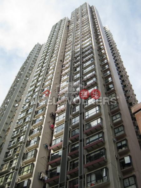 Property Search Hong Kong | OneDay | Residential | Rental Listings | 3 Bedroom Family Flat for Rent in Mid Levels West