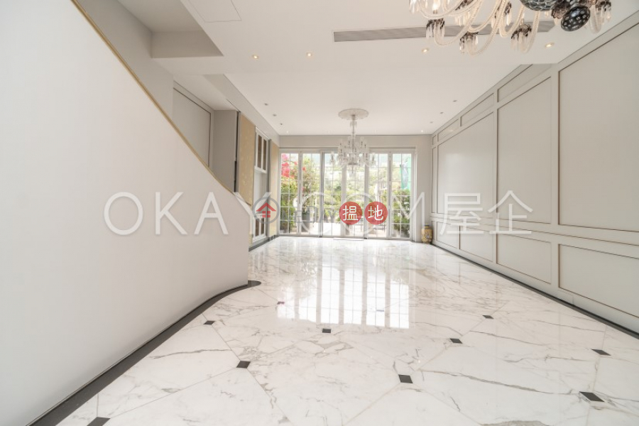 HK$ 188,000/ month, 1 Shouson Hill Road East, Southern District Lovely house with parking | Rental