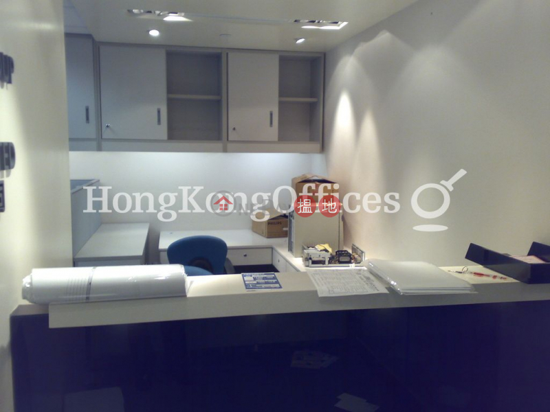 Office Unit for Rent at Shun Tak Centre, 168-200 Connaught Road Central | Western District | Hong Kong | Rental, HK$ 86,800/ month