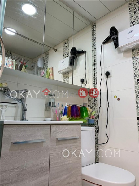 Intimate 2 bedroom in Causeway Bay | For Sale | Pearl City Mansion 珠城大廈 Sales Listings