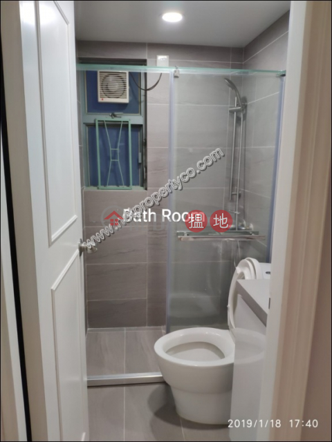 Apartment in Sheung Wan for Rent, Queen's Terrace 帝后華庭 | Western District (A062963)_0