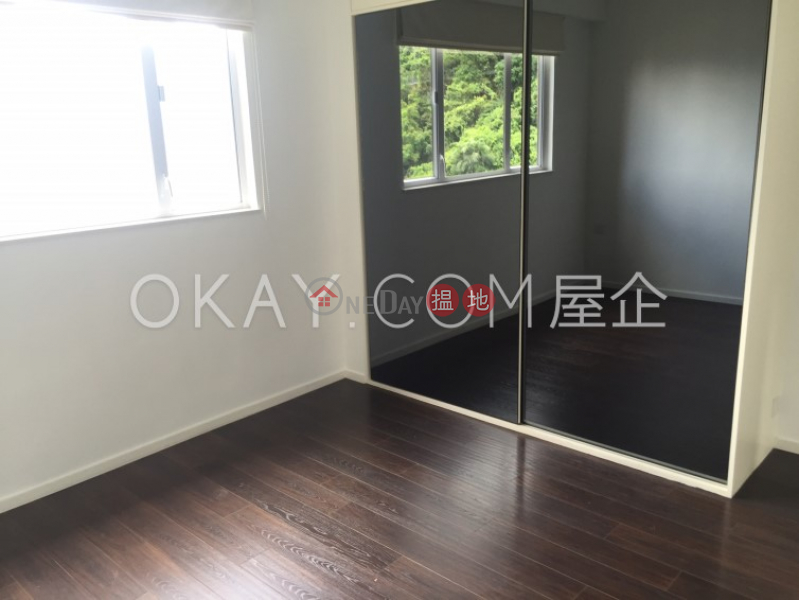Charming 3 bedroom with balcony & parking | For Sale | Camelot Height 金鑾閣 Sales Listings
