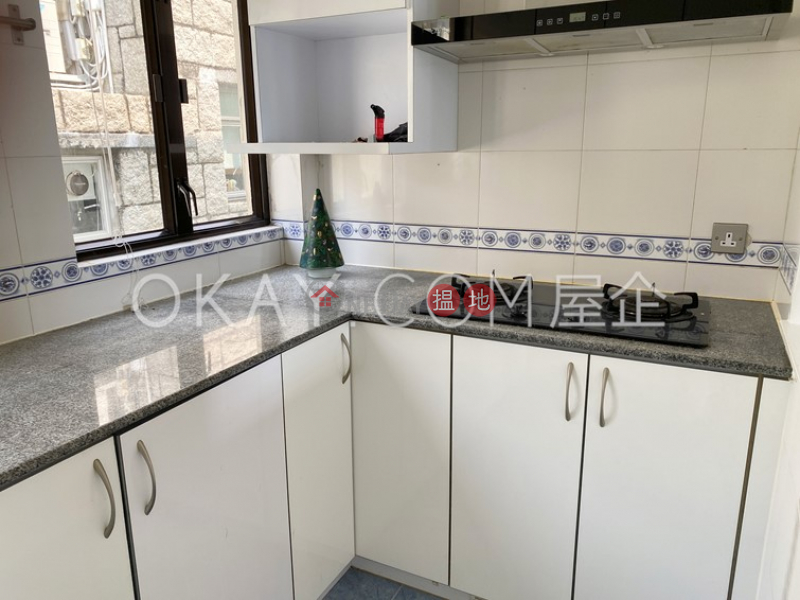 Property Search Hong Kong | OneDay | Residential | Rental Listings Charming house on high floor with rooftop & terrace | Rental