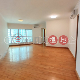 Luxurious 3 bedroom in Kowloon Station | For Sale