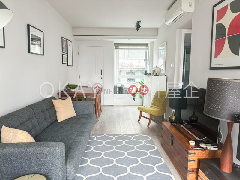 Elegant 3 bedroom with balcony | Rental, Cherry Crest 翠麗軒 Rental Listings | Central District (OKAY-R75009)