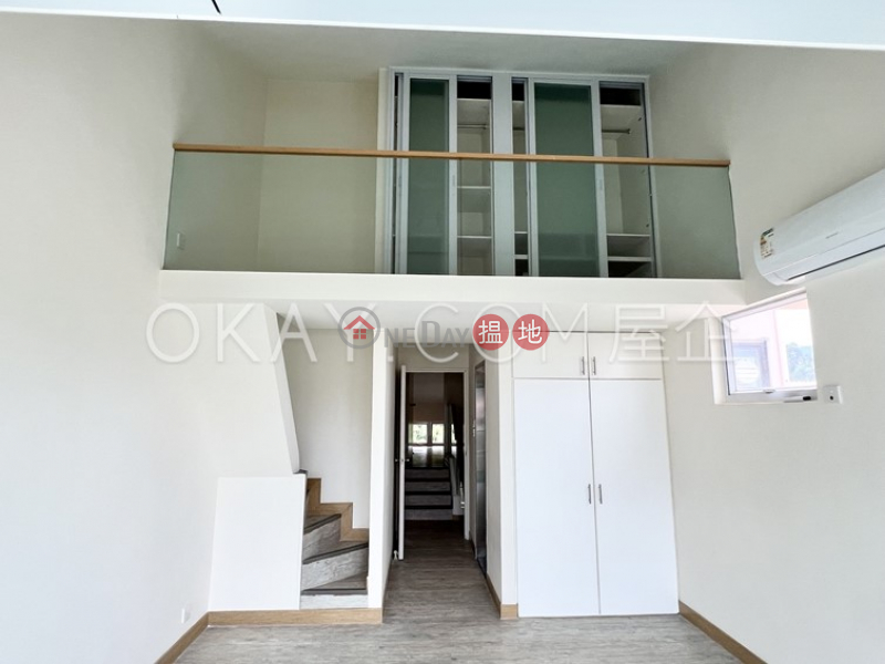 HK$ 45,000/ month | Phase 1 Beach Village, 16 Seahorse Lane, Lantau Island Rare house on high floor with rooftop & balcony | Rental