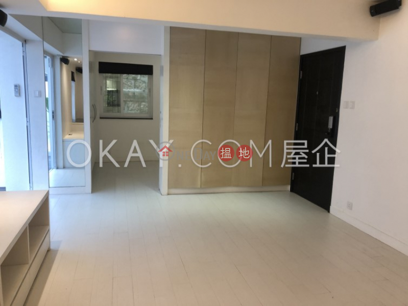 Practical 1 bedroom with terrace | For Sale | Happy View Court 華景閣 Sales Listings