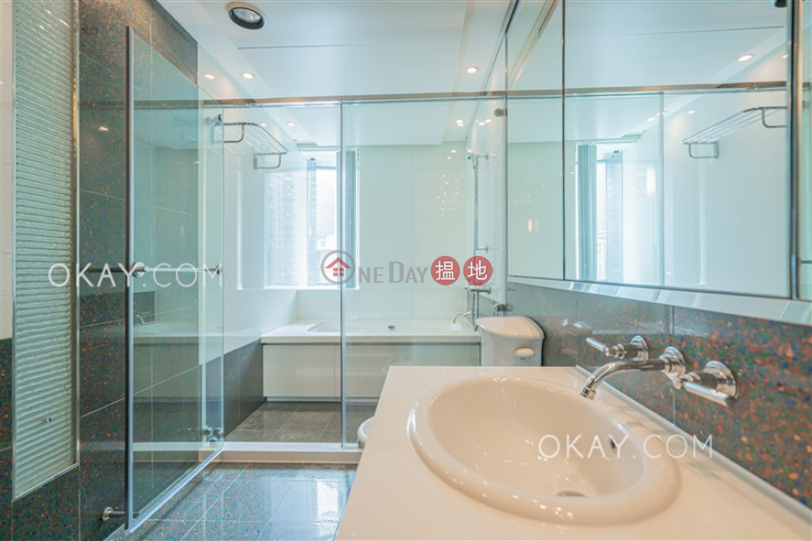 Stylish 4 bedroom with parking | Rental, High Cliff 曉廬 Rental Listings | Wan Chai District (OKAY-R1602)
