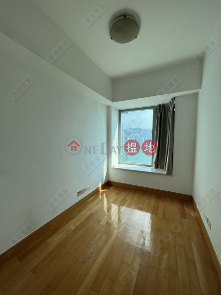 Three bedrooms and one apartment in The Harbourside, 1 Austin Road West | Yau Tsim Mong | Hong Kong | Sales, HK$ 55M