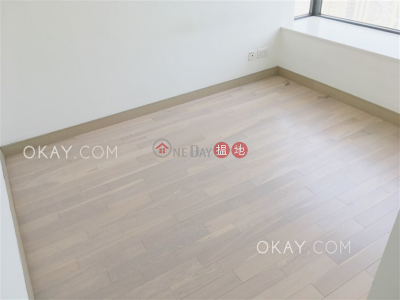 HK$ 38,000/ month The Oakhill | Wan Chai District Rare 2 bedroom with balcony | Rental