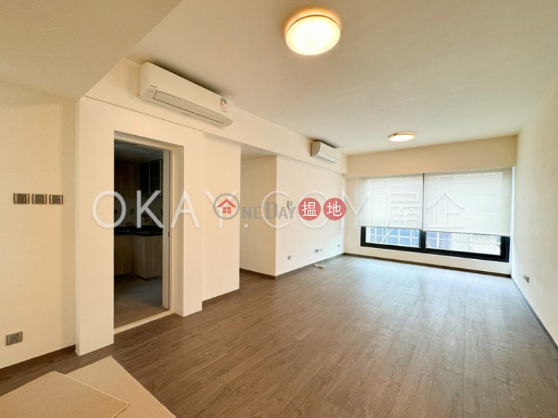 Lovely 3 bedroom with parking | Rental, C.C. Lodge 優悠台 Rental Listings | Wan Chai District (OKAY-R28318)