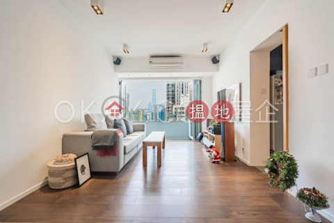 Tasteful 3 bedroom with balcony & parking | For Sale | Winner Court 榮華閣 _0