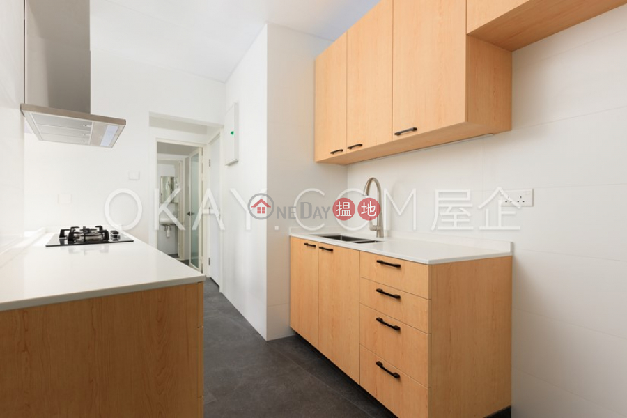 HK$ 83,000/ month Breezy Court, Western District Efficient 4 bedroom with balcony & parking | Rental