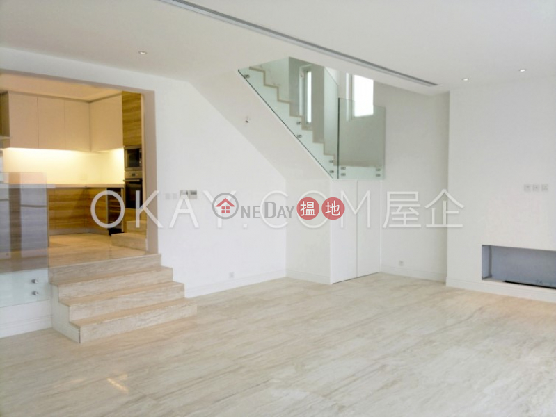 Exquisite house with terrace & parking | Rental | The Crown Villas 雄冠苑 Rental Listings