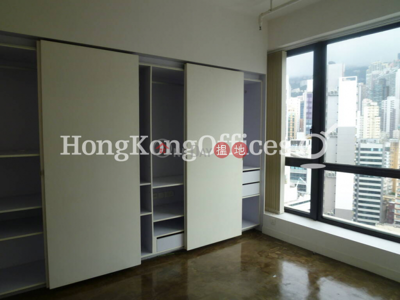 Property Search Hong Kong | OneDay | Office / Commercial Property, Rental Listings, Office Unit for Rent at Cs Tower