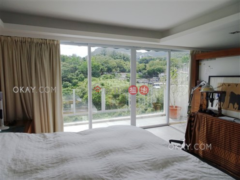 Nicely kept house with rooftop, terrace & balcony | For Sale | Pak Shek Terrace 白石臺 Sales Listings