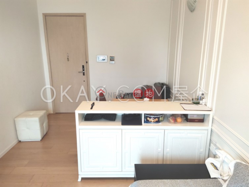 Nicely kept 2 bedroom with balcony | For Sale | Mount East 曉峯 Sales Listings