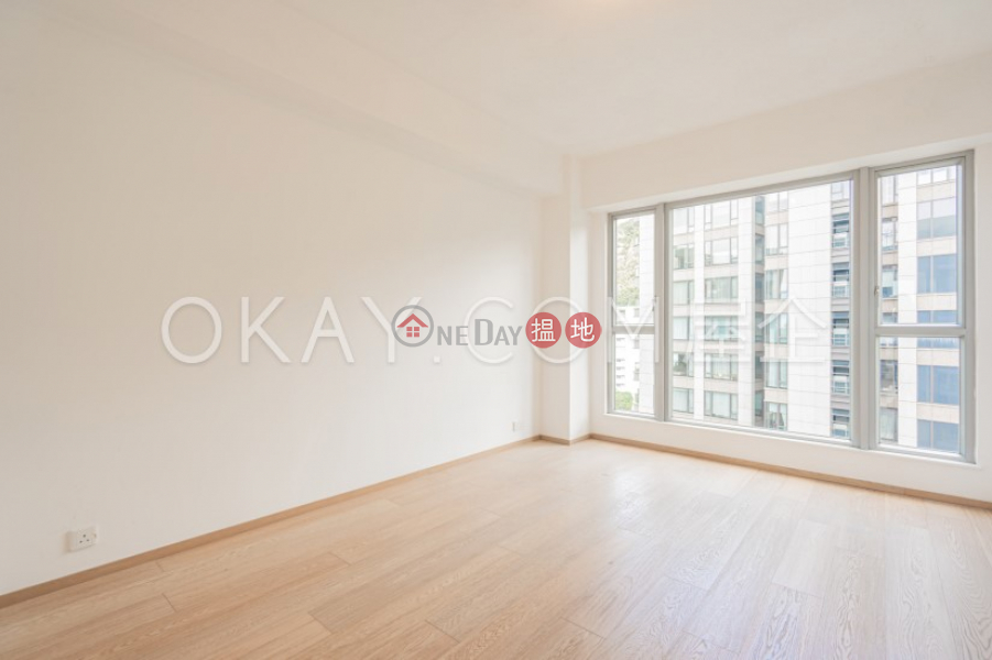 HK$ 110,000/ month | Block A-B Carmina Place | Southern District, Rare 4 bedroom on high floor with balcony & parking | Rental