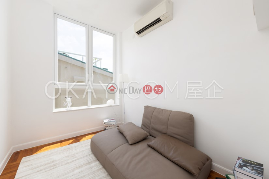 HK$ 185,000/ 月-龍庭中區-5房4廁,實用率高,海景,連車位龍庭出租單位