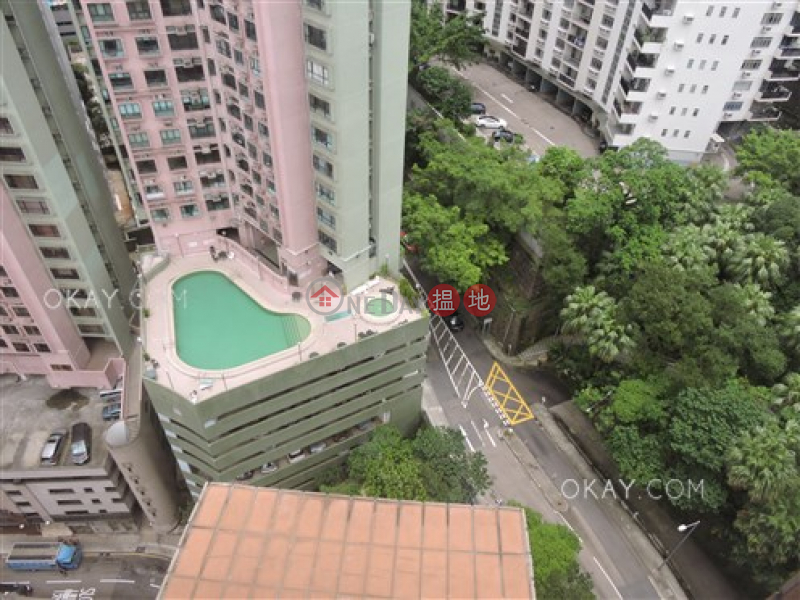 3房2廁,實用率高,極高層《蔚華閣出租單位》|56A干德道 | 西區香港出租HK$ 33,000/ 月