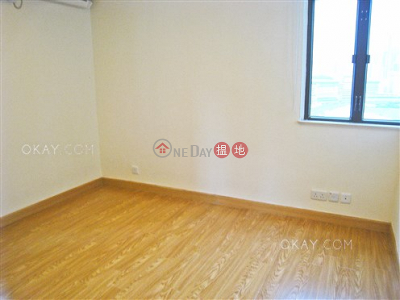 Friendship Court | Middle Residential Rental Listings | HK$ 35,000/ month
