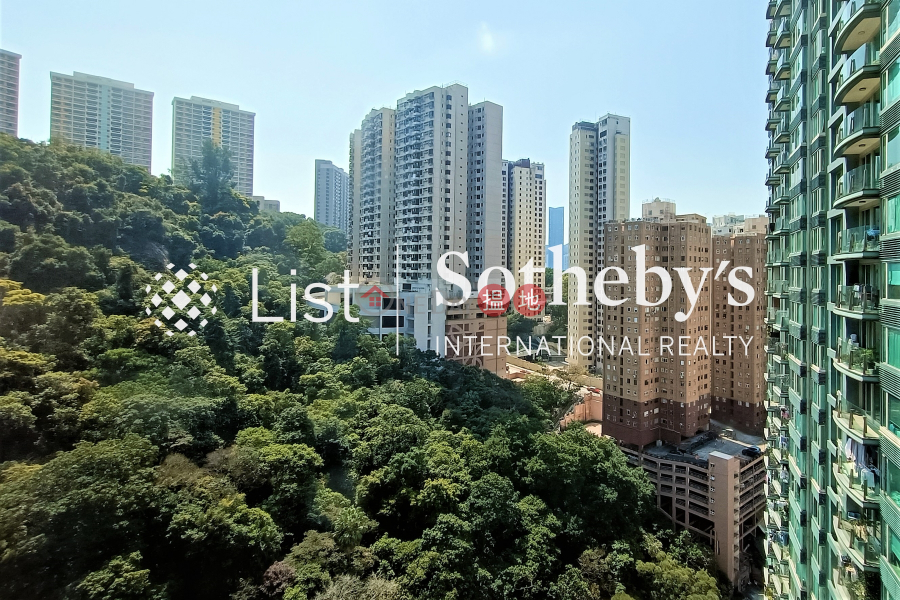 HK$ 45,000/ 月龍華花園灣仔區-龍華花園三房兩廳單位出租