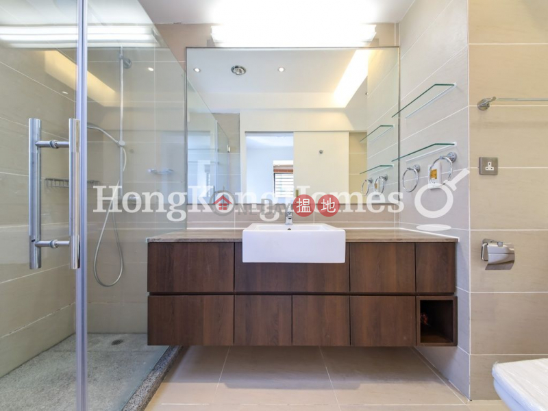HK$ 56,000/ month The Royal Court | Central District, 3 Bedroom Family Unit for Rent at The Royal Court