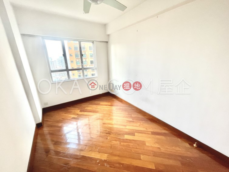 HK$ 60,000/ month | Realty Gardens Western District, Efficient 3 bedroom with balcony & parking | Rental