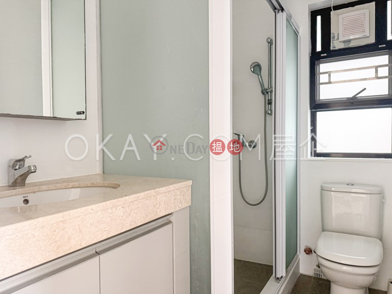 Property Search Hong Kong | OneDay | Residential Rental Listings Unique house on high floor with rooftop & balcony | Rental