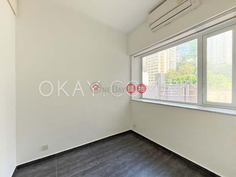 Charming 2 bedroom with harbour views | Rental | Namning Mansion 南寧大廈 Rental Listings