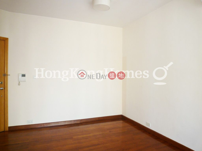 3 Bedroom Family Unit for Rent at Palatial Crest 3 Seymour Road | Western District | Hong Kong Rental HK$ 40,000/ month