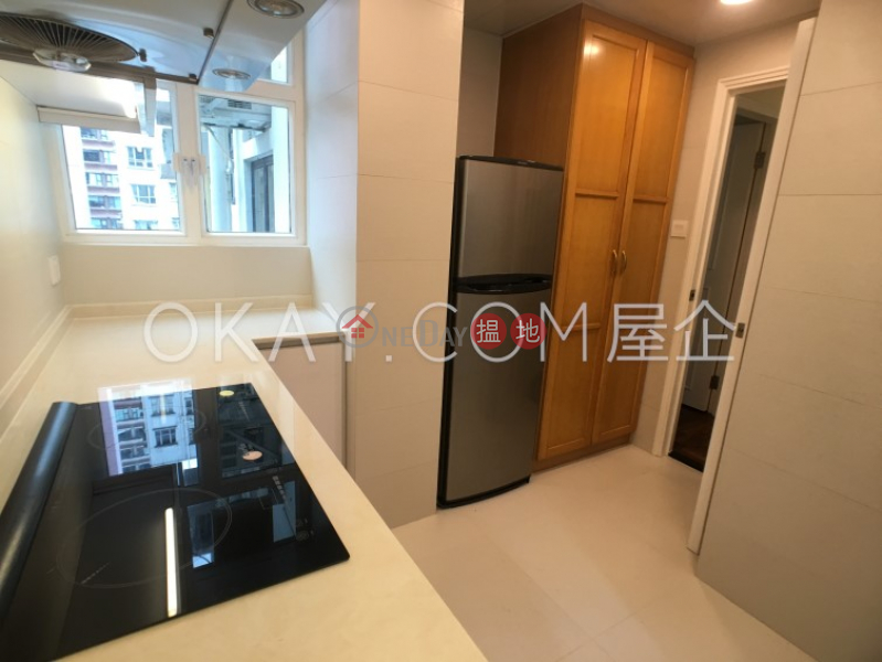 HK$ 30,000/ month | Nikken Heights, Western District, Popular 3 bedroom with balcony | Rental