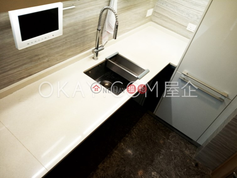 HK$ 18M Upton Western District Charming 2 bedroom with harbour views & balcony | For Sale