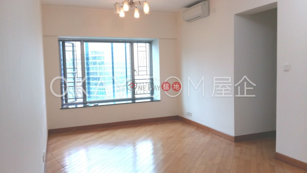 Elegant 3 bedroom on high floor | Rental, Sorrento Phase 1 Block 5 擎天半島1期5座 Rental Listings | Yau Tsim Mong (OKAY-R104863)