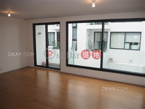 Lovely 3 bedroom with balcony & parking | For Sale | Aqua 33 金粟街33號 _0