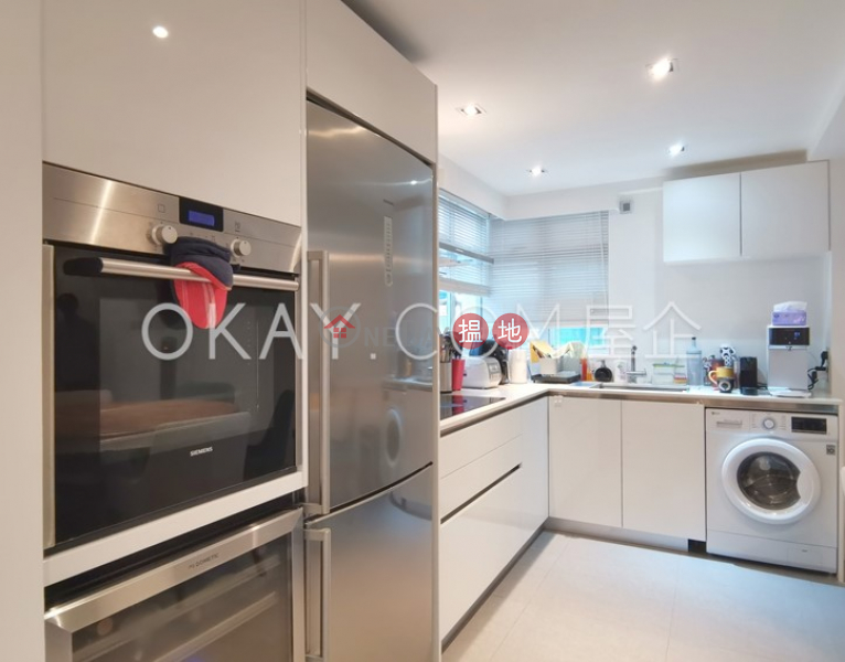Property Search Hong Kong | OneDay | Residential, Sales Listings | Efficient 2 bed on high floor with racecourse views | For Sale