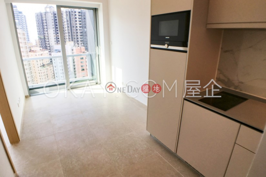 Unique 1 bedroom with balcony | Rental, Resiglow Pokfulam RESIGLOW薄扶林 Rental Listings | Western District (OKAY-R378636)