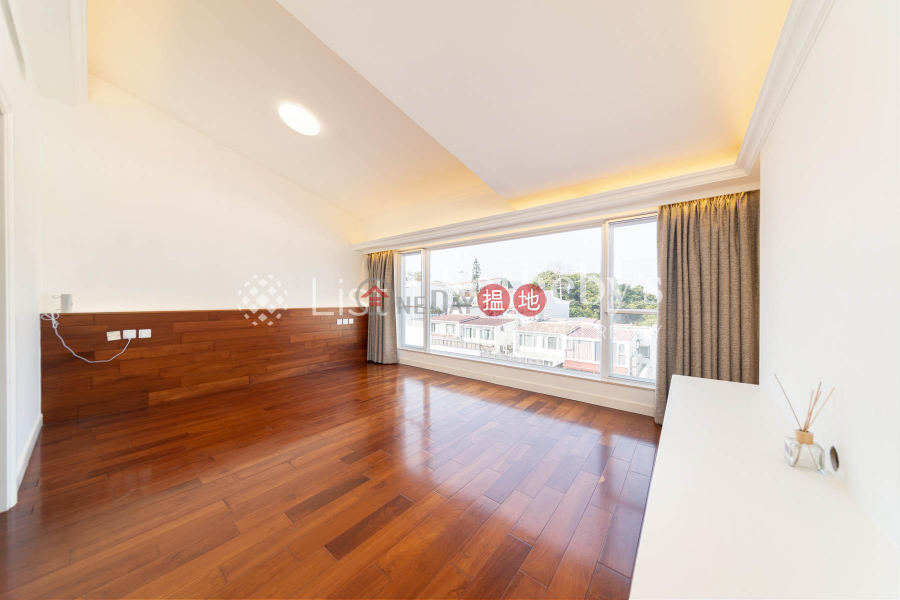 Property for Sale at Las Pinadas with 3 Bedrooms | Las Pinadas 松濤苑 Sales Listings