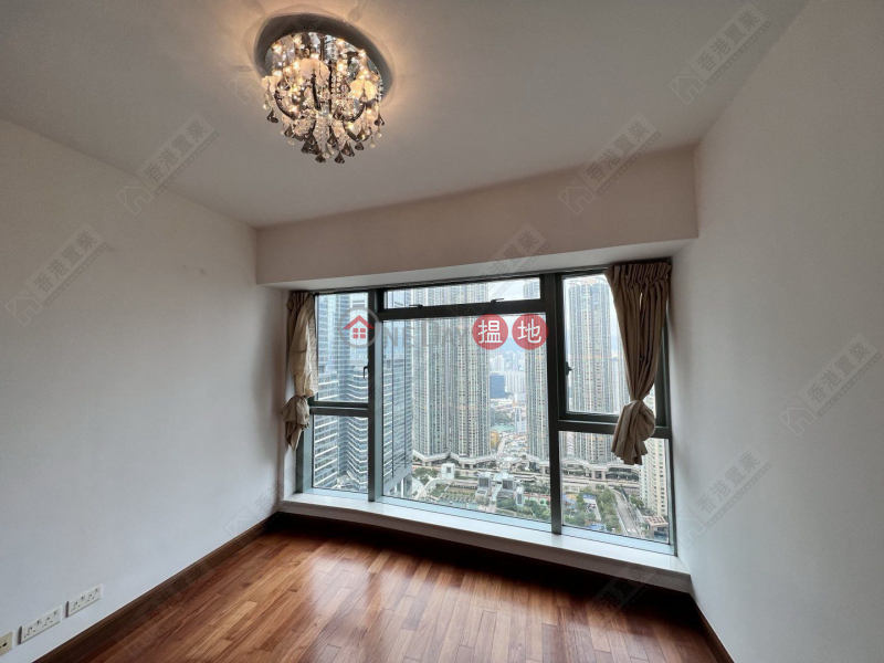 Two bedrooms, one suite, and one study in The Harbourside, 1 Austin Road West | Yau Tsim Mong, Hong Kong | Sales | HK$ 25M