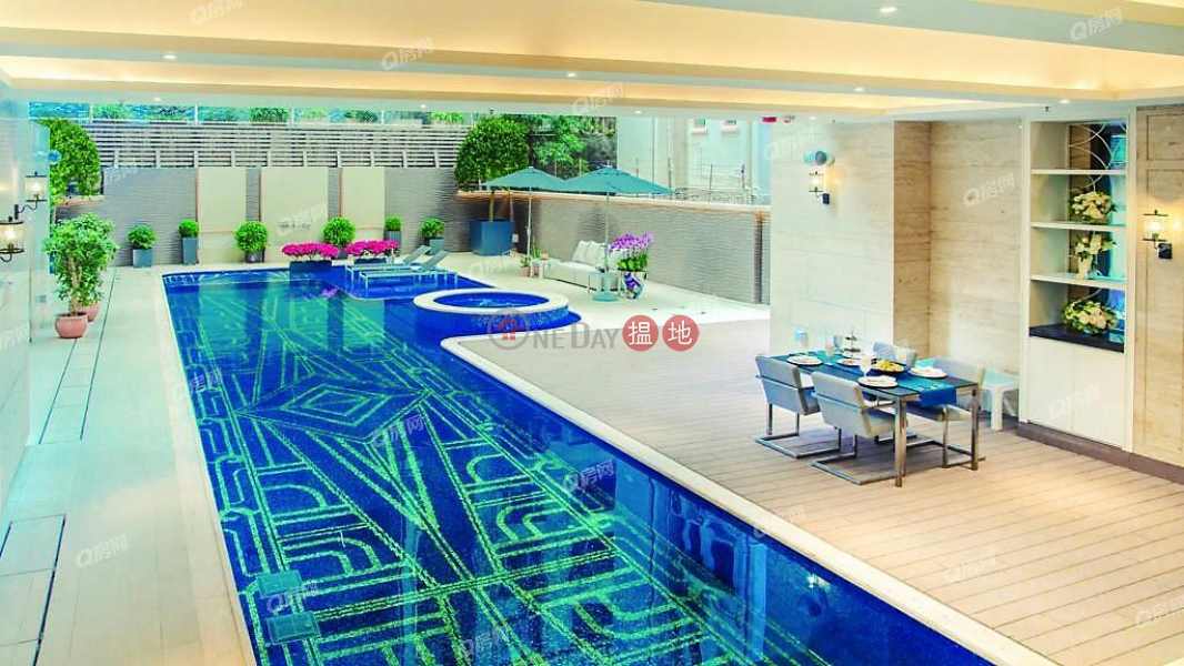 HK$ 52,000/ month Castle One By V | Central District | Castle One By V | 2 bedroom High Floor Flat for Rent