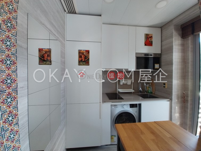1房1廁,極高層,露台壹環出租單位|壹環(One Wan Chai)出租樓盤 (OKAY-R261569)