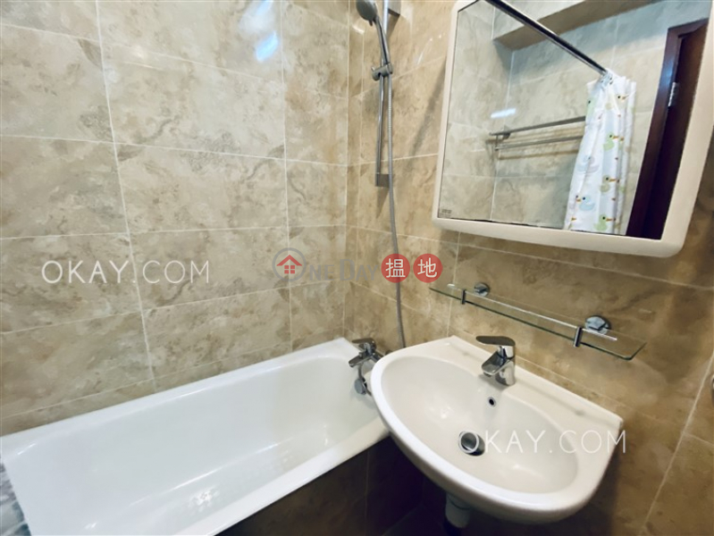 Charming 3 bedroom with balcony | Rental, 89 Blue Pool Road 藍塘道89 號 Rental Listings | Wan Chai District (OKAY-R293558)