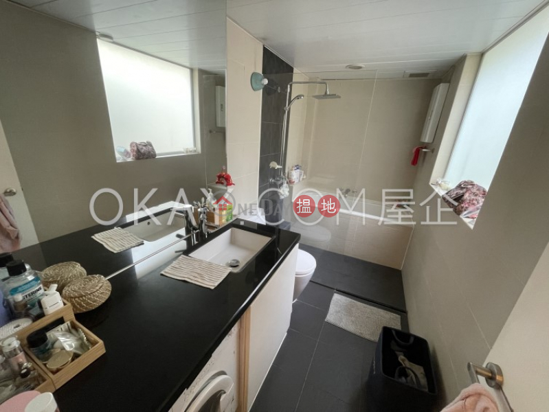 HK$ 45,000/ month, 76 Morrison Hill Road Wan Chai District | Nicely kept penthouse with rooftop & balcony | Rental